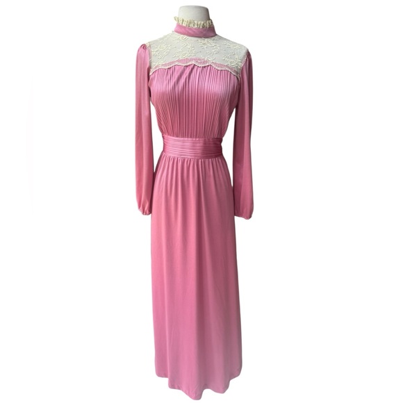 Vintage Dresses & Skirts - 1970s does Victorian Era High Neck w/Lace Detailing, Accordion Pleats Prairie St